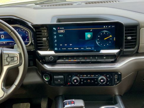 Used 2022 Chevrolet Silverado 1500 LTZ w/ LTZ Convenience Package II image 46