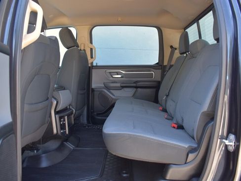 Used 2020 RAM 1500 Big Horn AWD/4WD image 26