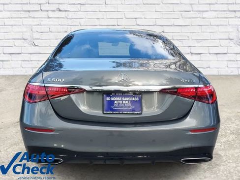 Used 2022 Mercedes-Benz S 500 4MATIC w/ AMG Line Package image 3