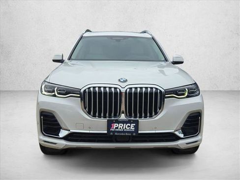 Used 2019 BMW X7 xDrive50i w/ Premium Package AWD/4WD image 2