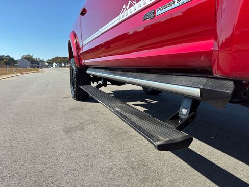 Used 2017 Ford F250 Lariat w/ Lariat Ultimate Package image 13