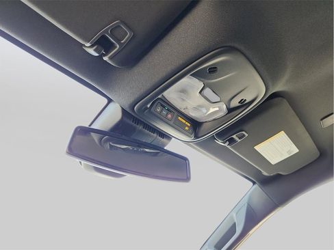 New 2025 Chevrolet Colorado LT w/ LPO, Pro Essentials Package image 24