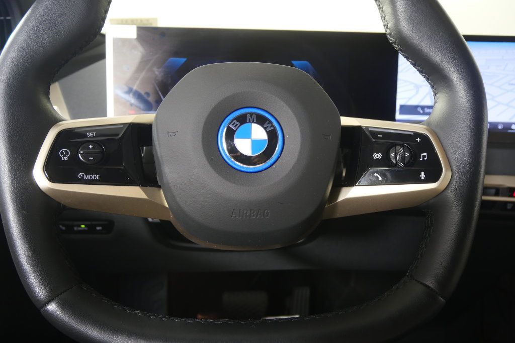 Certified 2025 BMW iX xDrive50 AWD/4WD image 19
