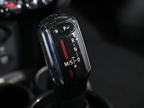 Used 2021 MINI Cooper S image 17