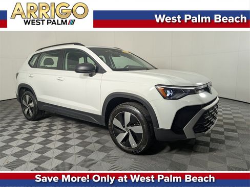 Used 2025 Volkswagen Taos S image 1