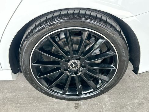 Used 2022 Mercedes-Benz A 220 w/ AMG Line image 11