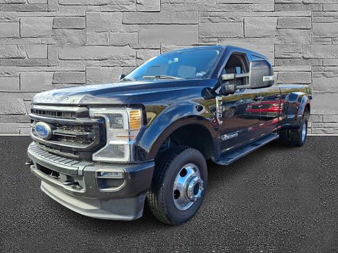 Used 2021 Ford F350 Lariat w/ Lariat Ultimate Package image 4