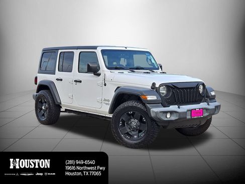 Used 2018 Jeep Wrangler Unlimited Sport S AWD/4WD image 3