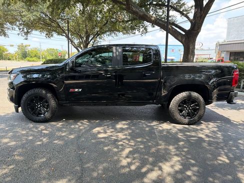Used 2020 Chevrolet Colorado Z71 w/ Z71 Midnight Edition AWD/4WD image 4