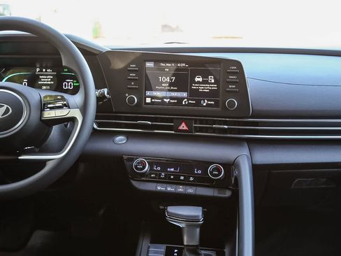 New 2026 Hyundai Elantra Blue image 15