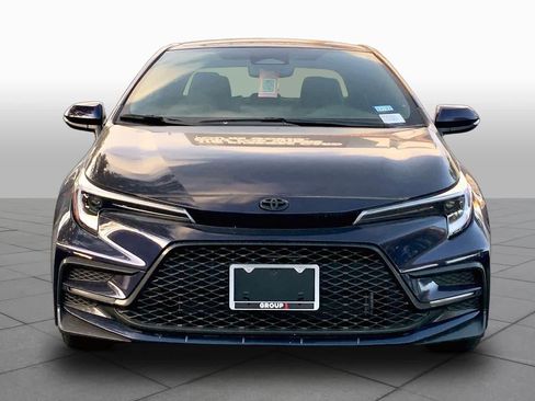 Used 2026 Toyota Corolla SE FWD image 4