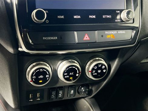 Used 2024 Mitsubishi Outlander Sport SE AWD/4WD image 26