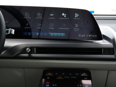 New 2026 Cadillac Vistiq Sport w/ LPO, Floor Liner Package image 13