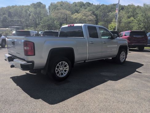 Used 2019 GMC Sierra 1500 SLE w/ SLE Value Package AWD/4WD image 15