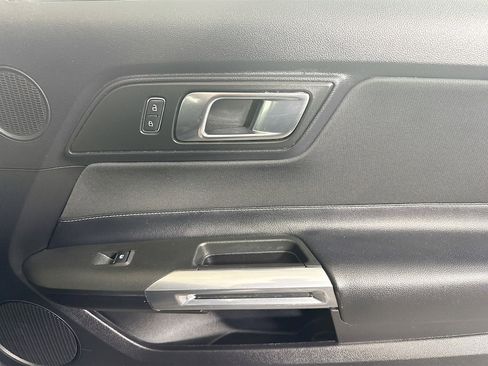 Used 2019 Ford Mustang Coupe w/ Equipment Group 101A RWD image 29