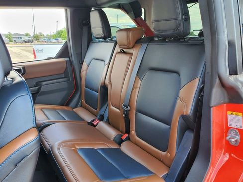Used 2024 Ford Bronco Outer Banks AWD/4WD image 23