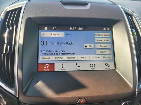 Used 2019 Ford Edge Titanium AWD/4WD image 23