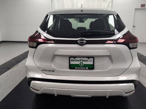 Used 2024 Nissan Kicks S FWD image 6