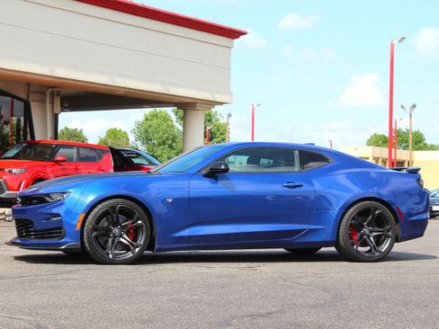 Used 2023 Chevrolet Camaro SS RWD image 6