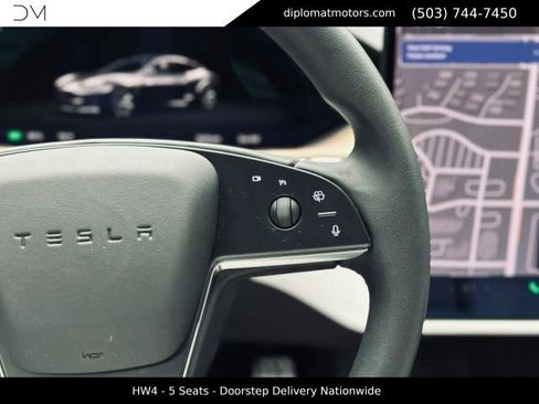 Used 2025 Tesla Model S AWD/4WD image 25