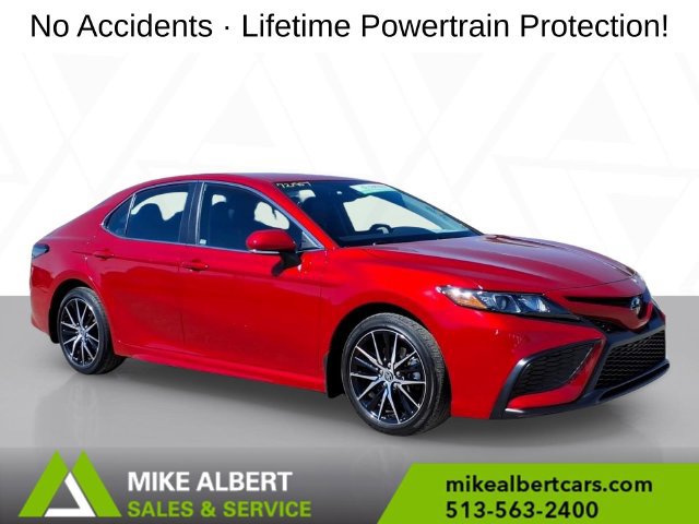 Used 2024 Toyota Camry SE FWD image 1