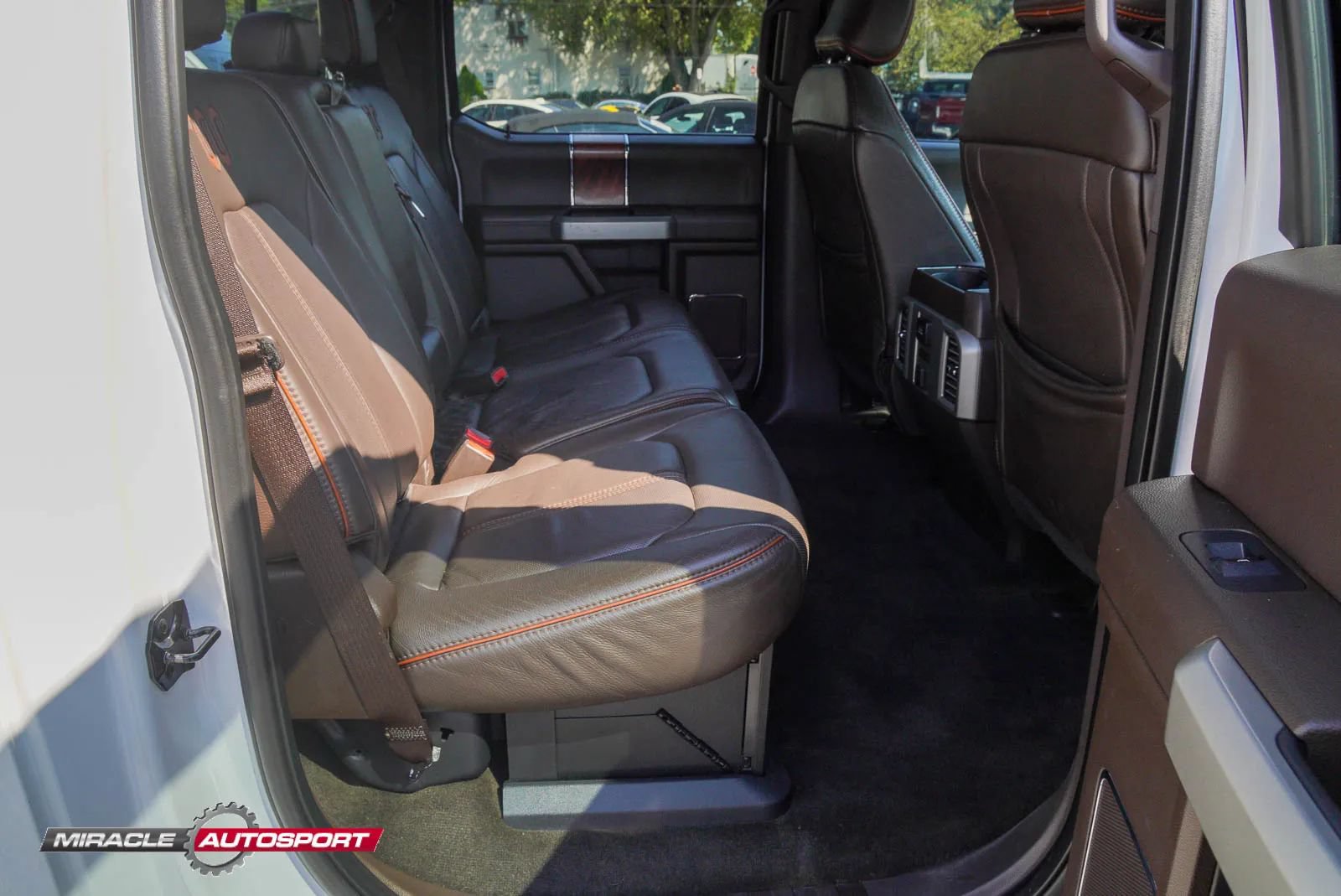 Used 2017 Ford F350 King Ranch w/ Tow Technology Bundle AWD/4WD image 37