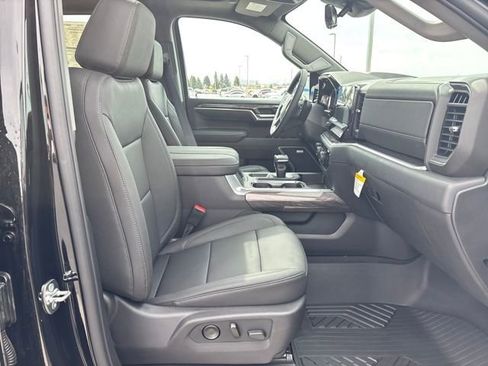 New 2026 Chevrolet Silverado 1500 LTZ w/ LTZ Premium Package AWD/4WD image 23