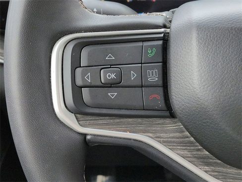 Used 2022 Jeep Wagoneer Series III w/ Premium Group I image 28