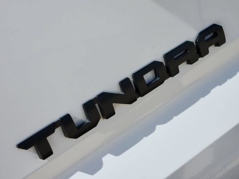 Certified 2025 Toyota Tundra Limited AWD/4WD image 11