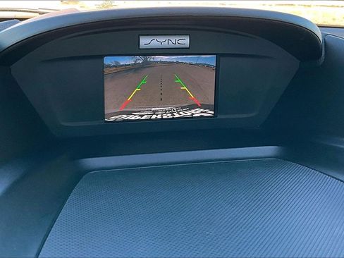 Used 2017 Ford Escape SE image 19