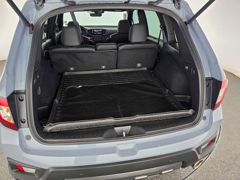 Used 2023 Honda Passport TrailSport image 14