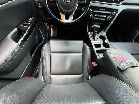 Used 2020 Kia Sportage EX AWD/4WD image 16