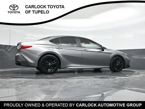Used 2025 Toyota Camry SE w/ Convenience Package FWD image 39