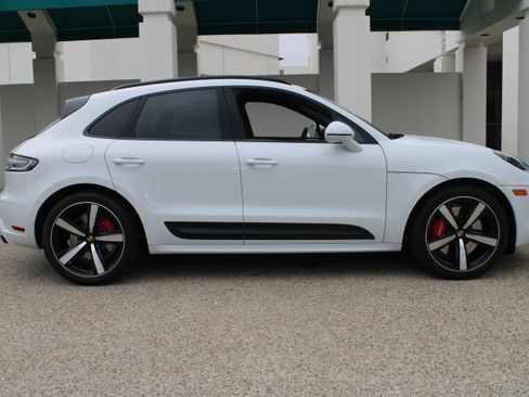 Used 2026 Porsche Macan GTS AWD/4WD image 8