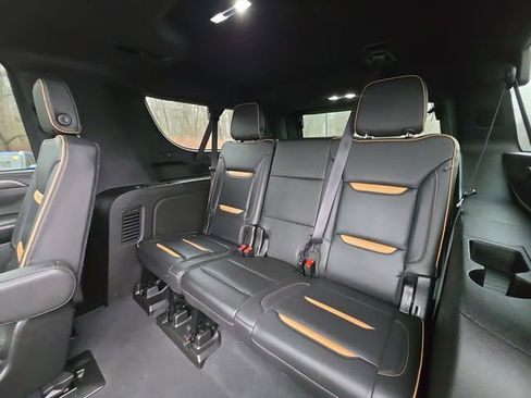 Used 2021 GMC Yukon XL AT4 w/ AT4 Premium Plus Package image 24