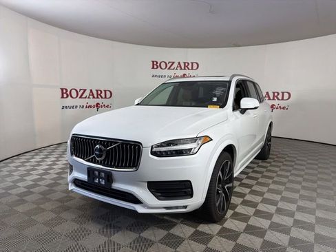 Used 2020 Volvo XC90 T6 Momentum w/ Protection Package Premier AWD/4WD image 4