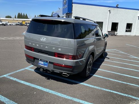 Certified 2025 Hyundai Santa Fe SEL w/ Tow & Go Package AWD/4WD image 5