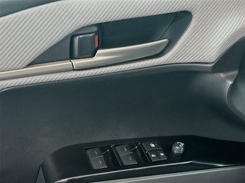 New 2026 Toyota Camry SE image 18