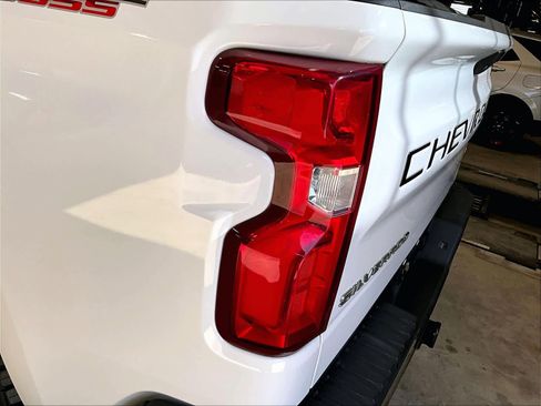 Used 2020 Chevrolet Silverado 1500 LT Trail Boss image 35