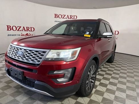 Used 2017 Ford Explorer Platinum AWD/4WD image 4