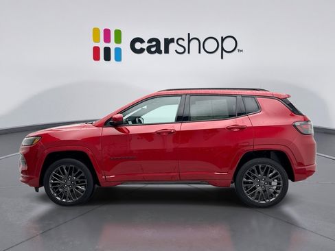 Used 2022 Jeep Compass Limited w/ (RED) Package image 2