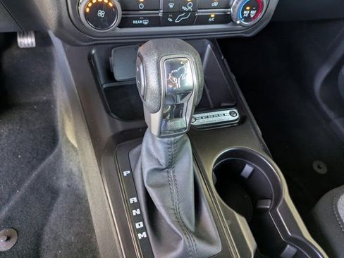 New 2025 Ford Bronco 2-Door AWD/4WD image 18