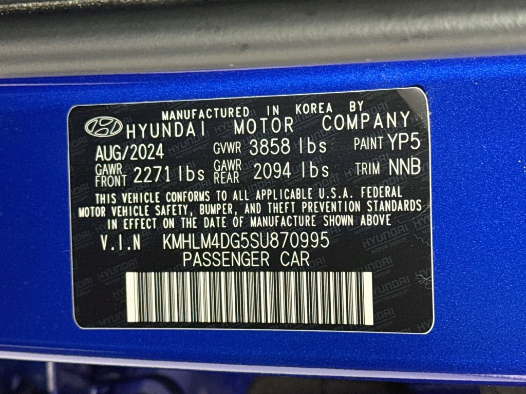 Used 2025 Hyundai Elantra Sport FWD image 31