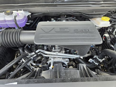 New 2026 RAM 1500 Express AWD/4WD image 22