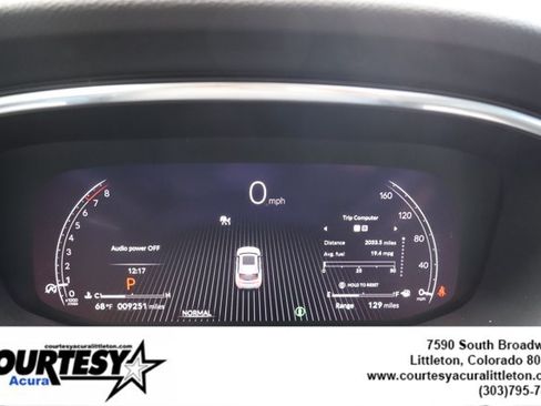 Used 2025 Acura MDX SH-AWD image 13