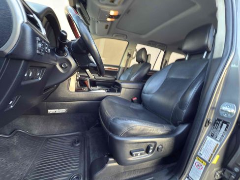 Used 2014 Lexus GX 460 Luxury image 39