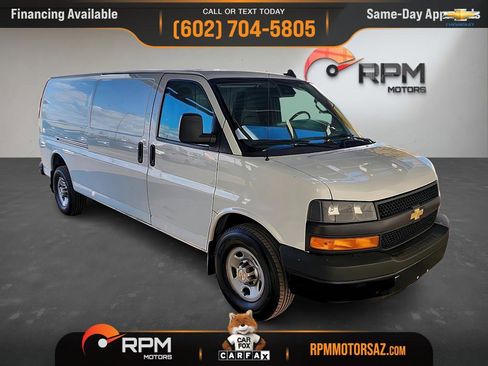 Used 2019 Chevrolet Express 3500 Extended w/ Driver Convenience Package image 24