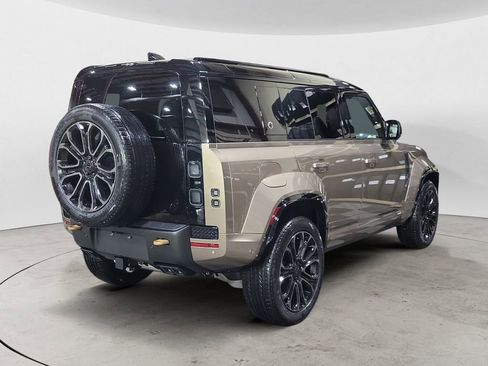 New 2026 Land Rover Defender 110 image 5