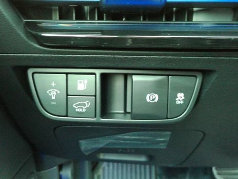 Used 2023 Kia EV6 GT-Line w/ GT-Line Suede Seat Package image 38