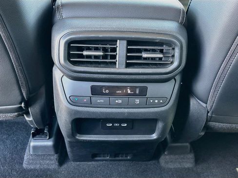 Certified 2025 Honda Pilot EX-L image 28